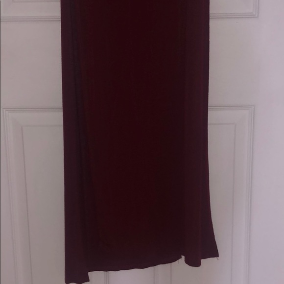 Burgundy maxi top with side slits - Picture 3 of 3